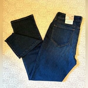 NWT 14W NYDJ Marilyn Straight Lift Tuck Denim Jeans